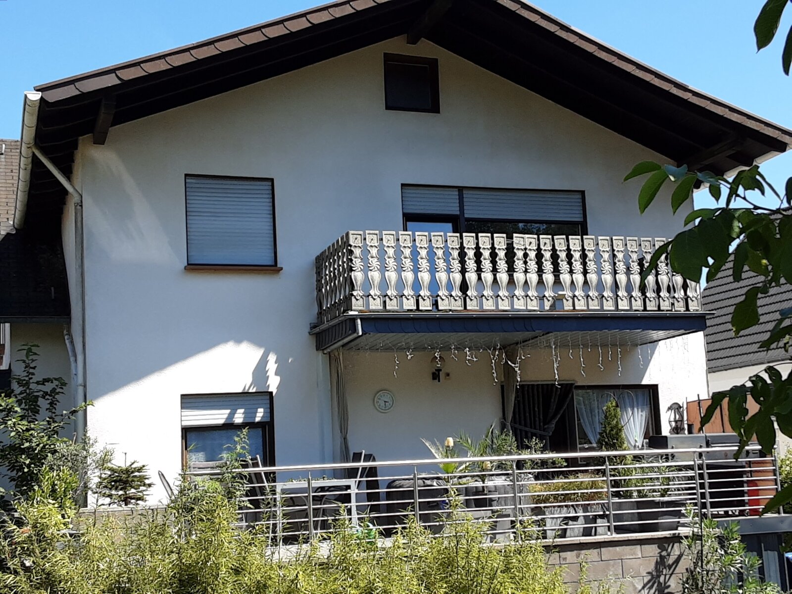 Schönes, freistehendes Zweifamilienhaus in guter Lage von Nonnweiler - Otzenhausen zu verkaufen Schönes, freistehendes Zweifamilienhaus in guter Lage von Nonnweiler - Otzenhausen zu verkaufen