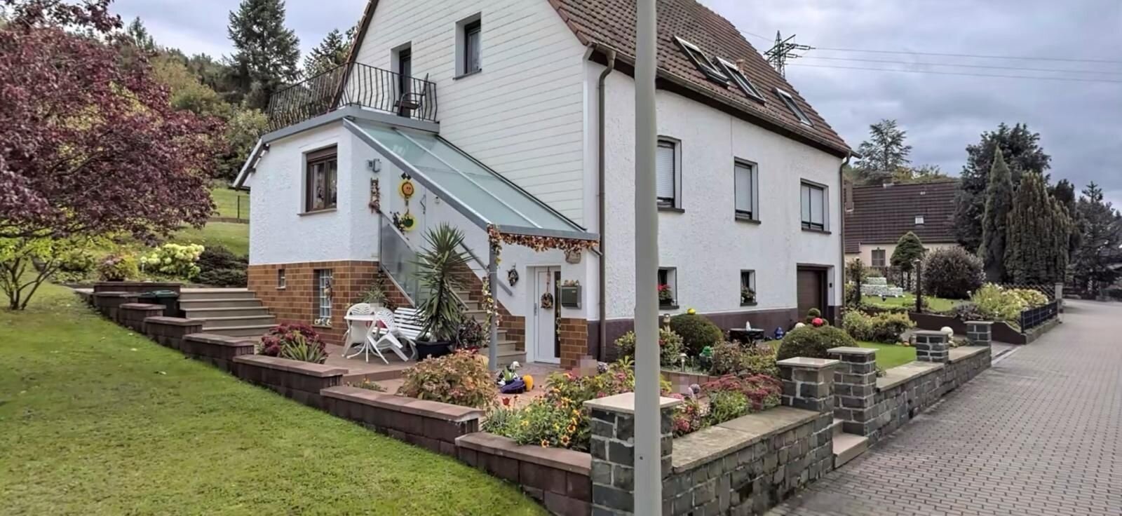 Gepflegtes Einfamilienhaus in Toplage Gepflegtes Einfamilienhaus in Toplage