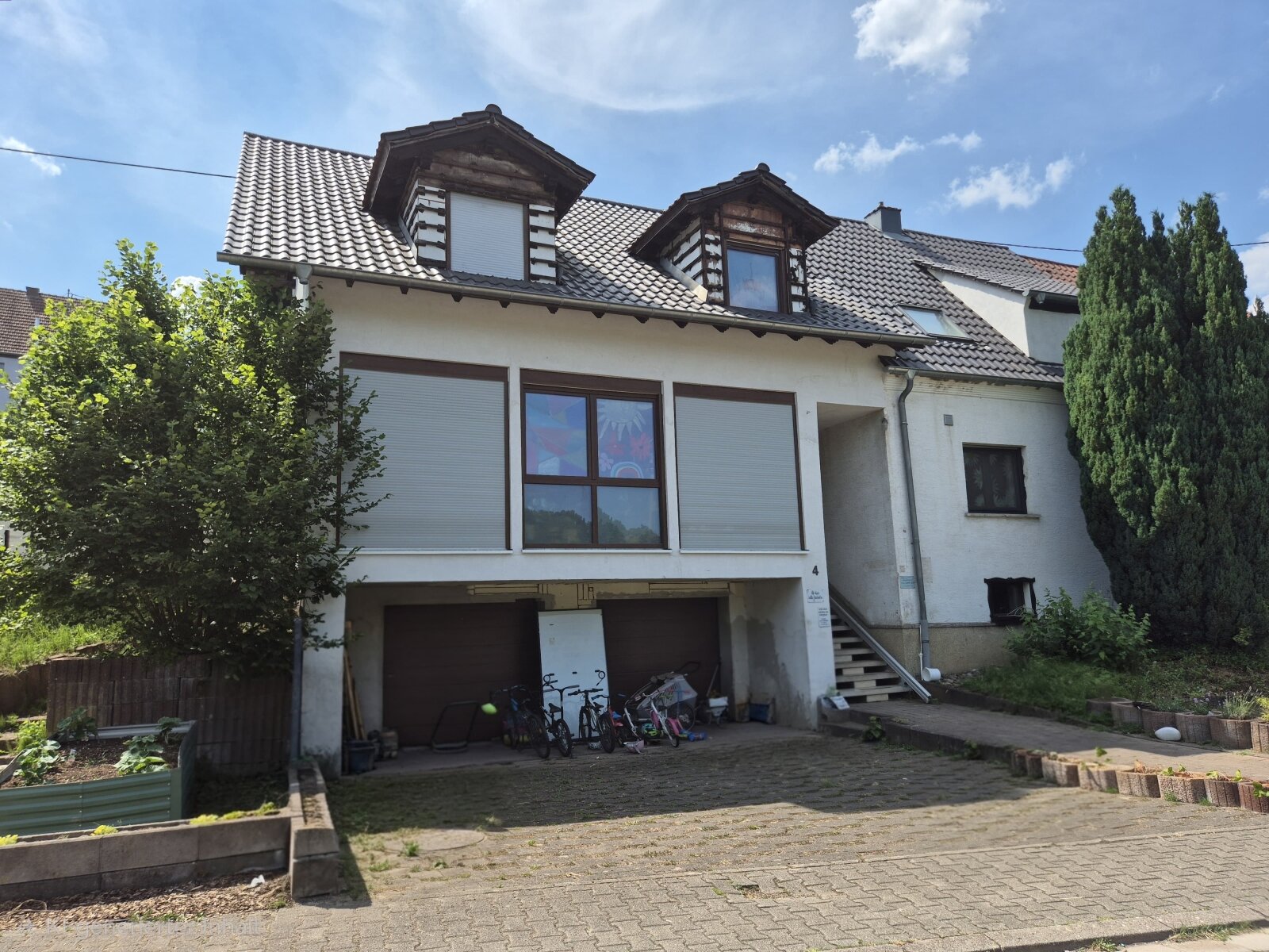 Viel Platz zum Leben – großzügiges Familienhaus mit Garten Viel Platz zum Leben – großzügiges Familienhaus mit Garten